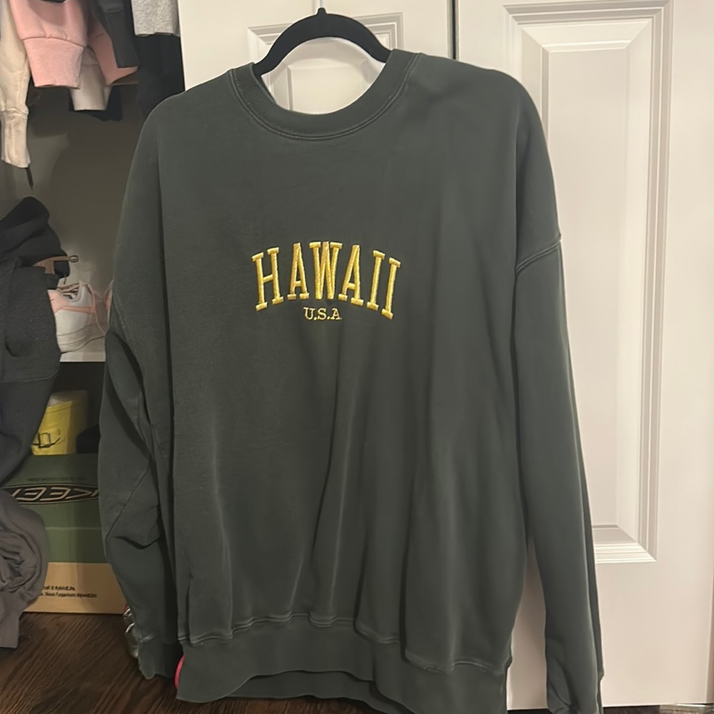 Brandy Melville crewneck